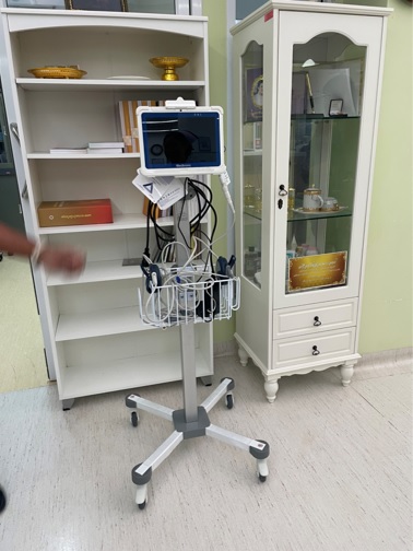 Mobile Cart for Medical Equipment